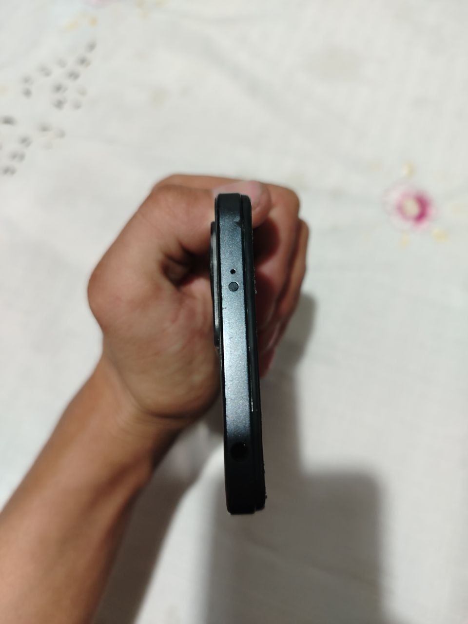 Srochna sotaman Redmi note 12
