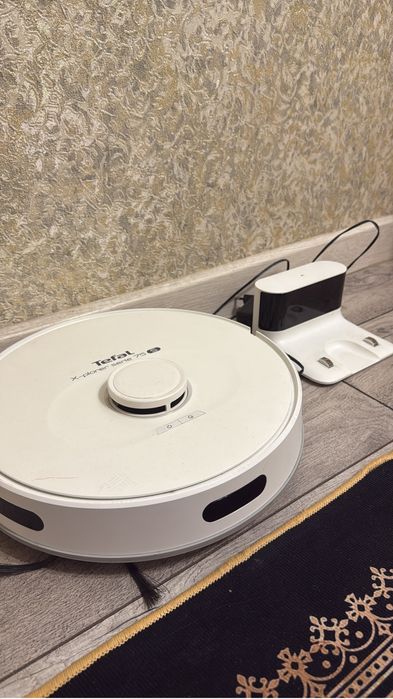 Продам робот-пылесос