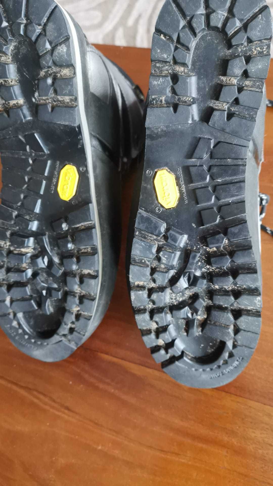 bocanci iarna coltari Raichle vibram goretex 37.5