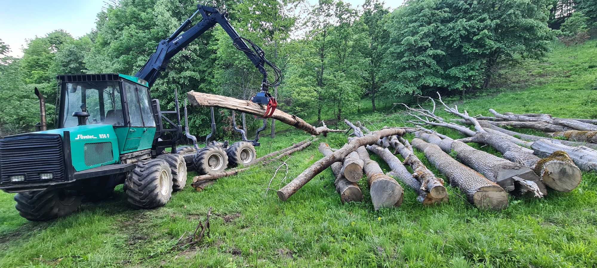 Forwarder Silvatec 856 cu macara Cranab cu joystick utilaj padure