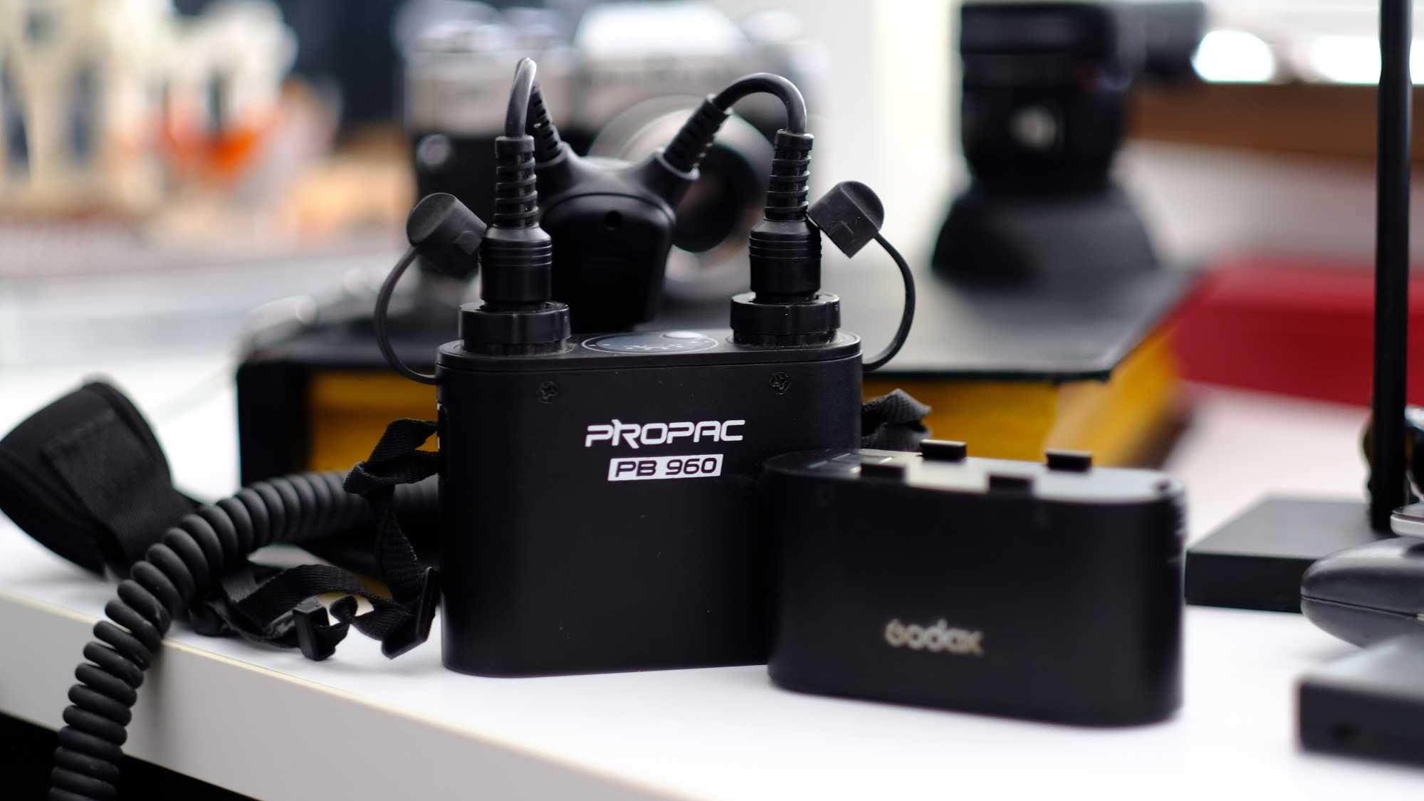 Godox Propac, PB960