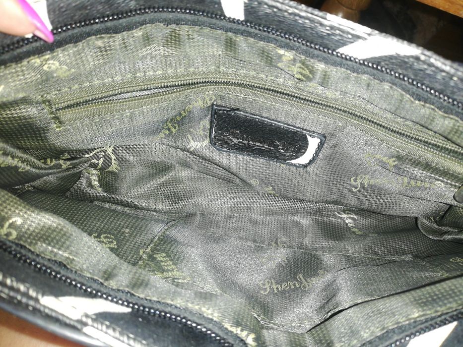 Малка дамска чанта