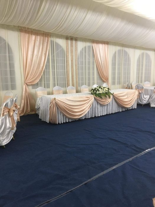 Vand CORT pentru evenimente