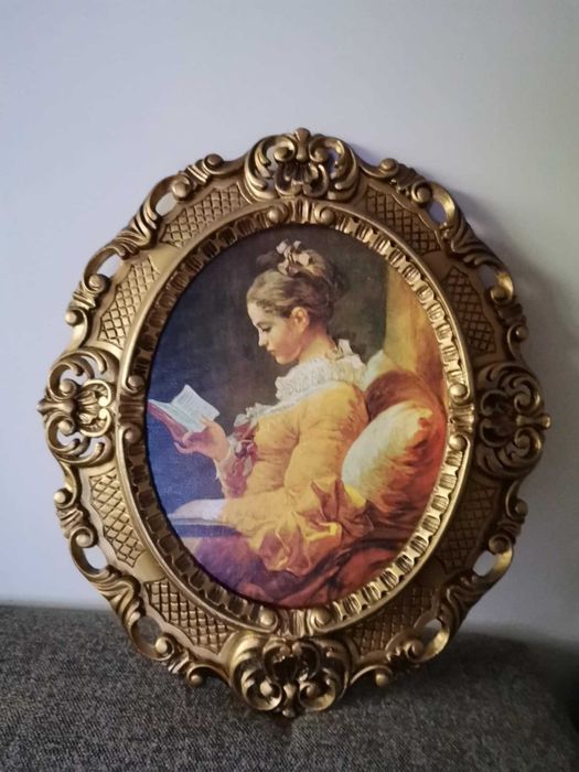 Голяма овална картина