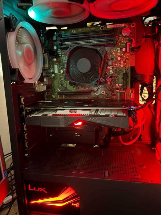 Настолен компютър