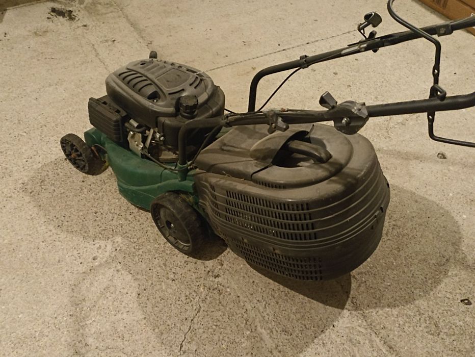 PowerPlusMasinaTuns-Iarba/benzina, pentrupiese, funcțională.