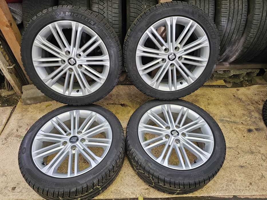 Jante aliaj 17" Seat/Skoda Octavia/Volkswagen anvelope iarna 225 45 17
