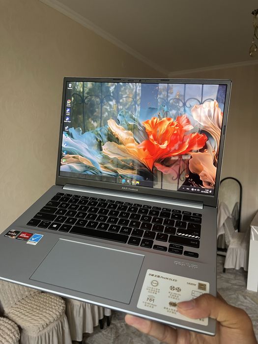 Asus vivobook Pro 14 Oled 2.8K 90hz