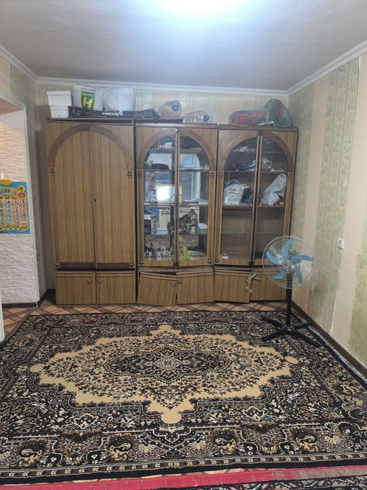 Mirobod tumanida 1-xonali uy