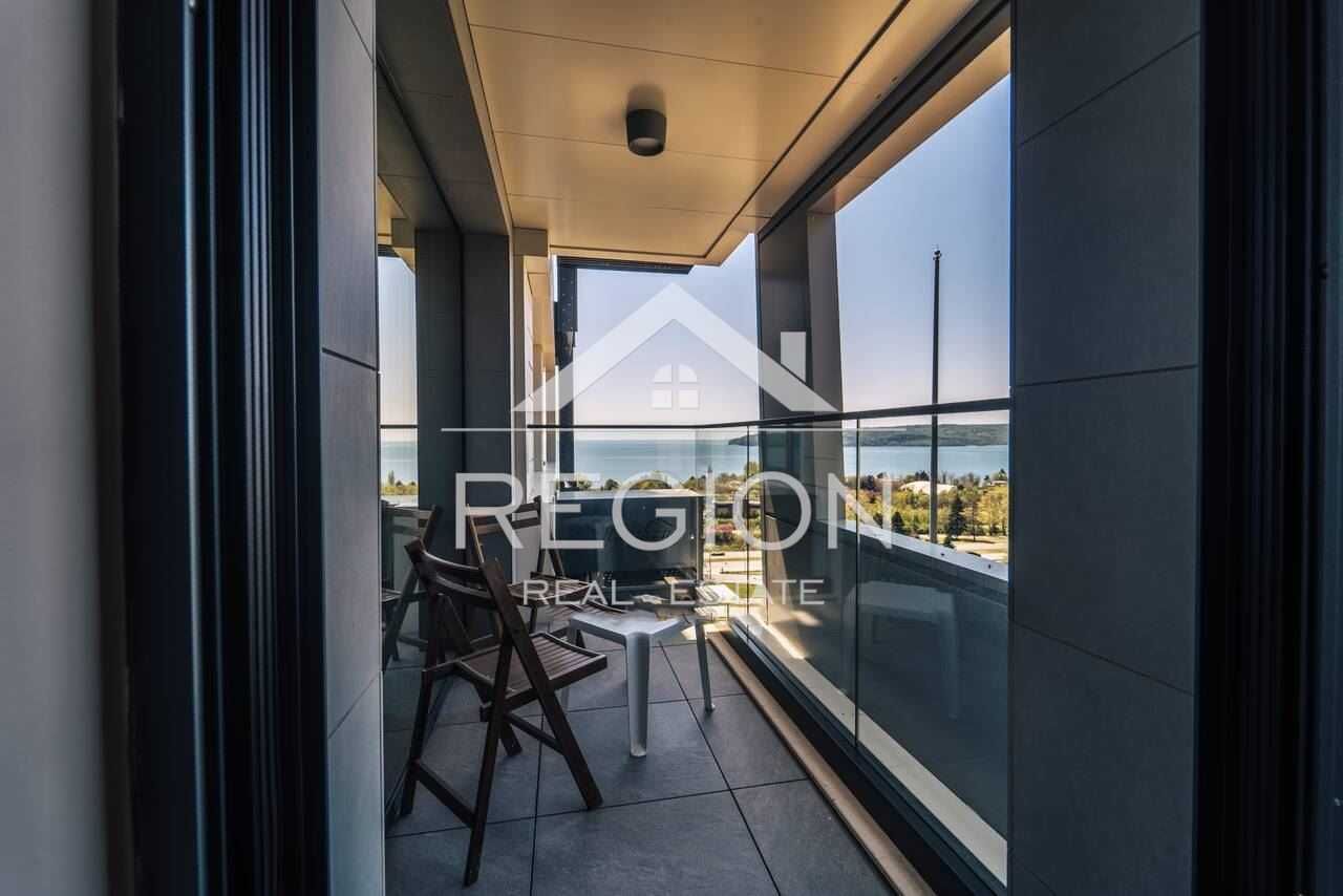 Дава се под наем Двустаен апартамент в Варна, Бриз - 75 кв.м за 900 € - Снимка #8