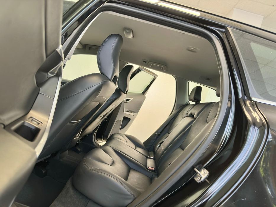 Volvo XC-60 D4 2016-Gps Navi 3D-Posibilitate Rate\Avans 0\Cu Garantie