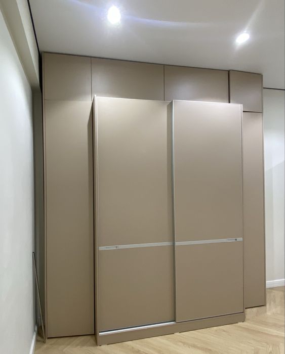 Встроенный шкаф в спальню