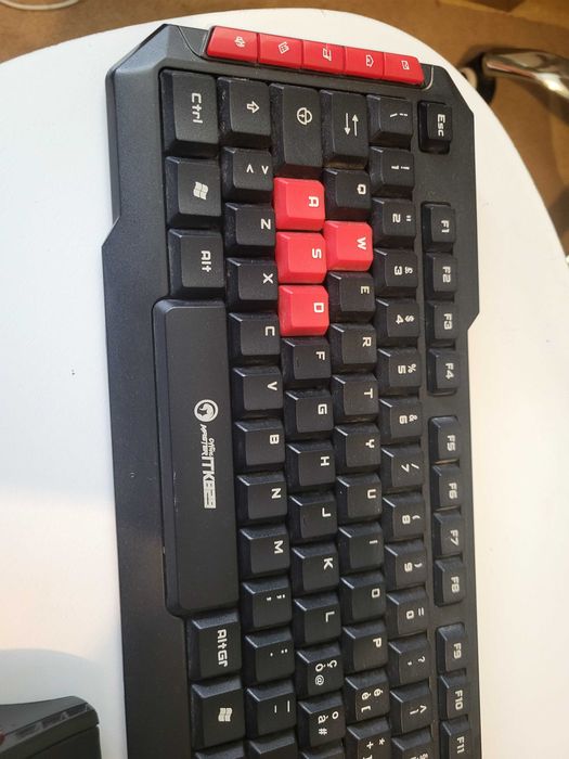 Tastatura si mouse wireless