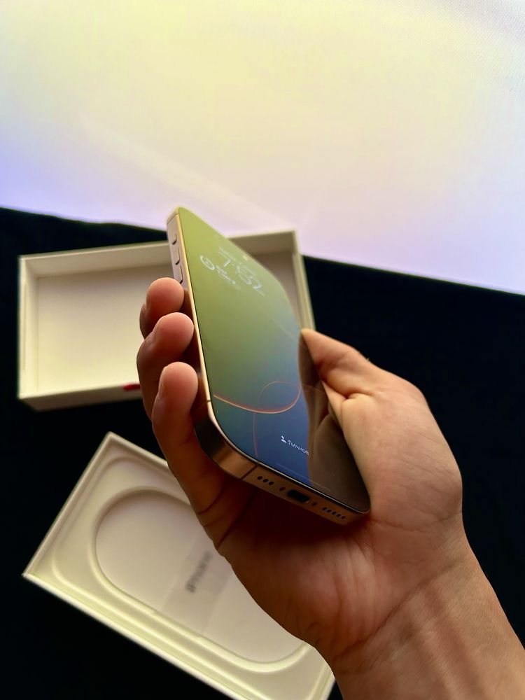 Iphone 16 pro 512gb gold