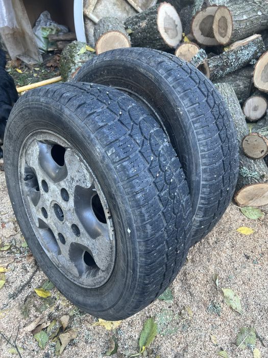 Vand cauciucuri de iarna