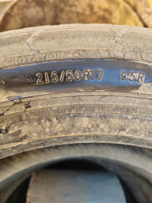Продаю шины в хорошем состояний R17