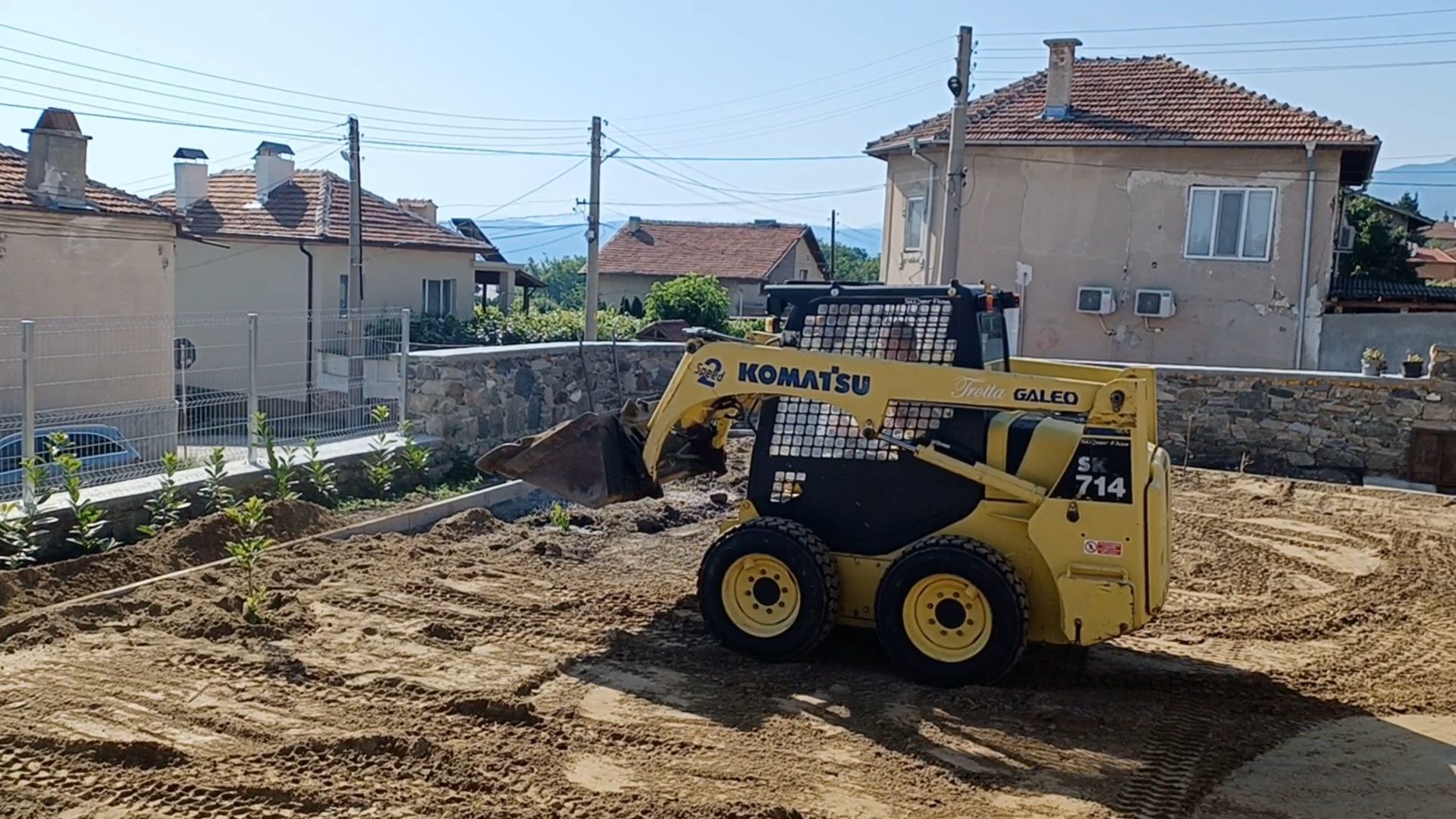 Услуги с бобкат и самосвал