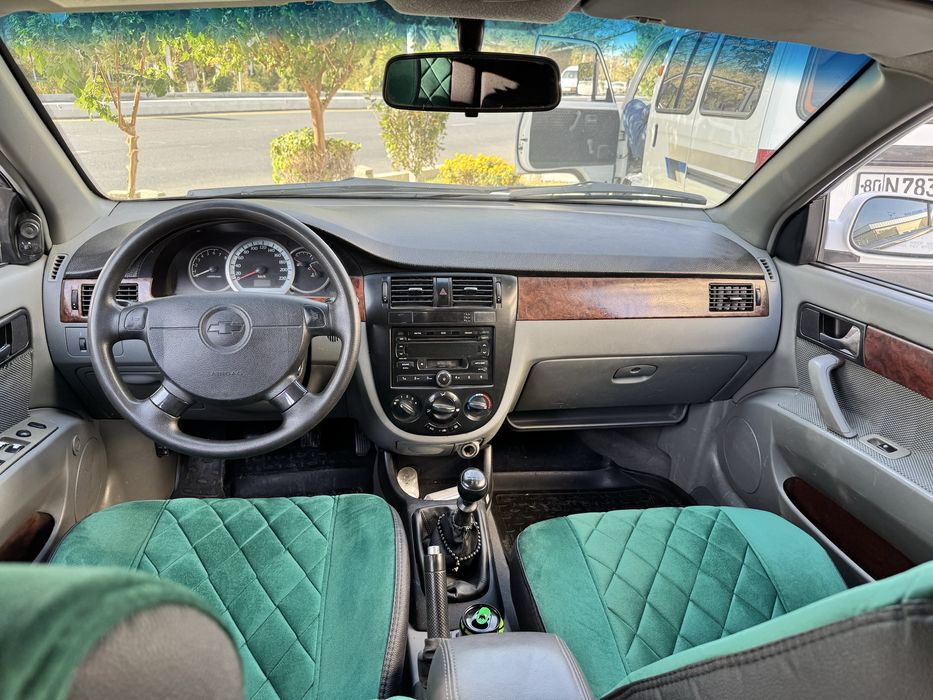 Лассети 2009 йил метанда