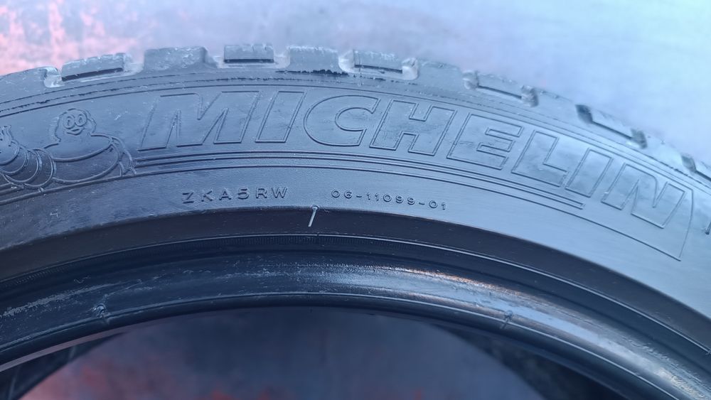225/45/18 Michelin