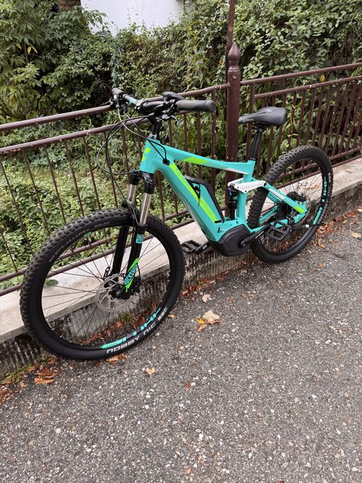 Bicicleta Full Suspension electrică Cube