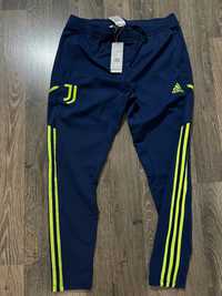 Оригинално долнище Adidas Juventus размер-L