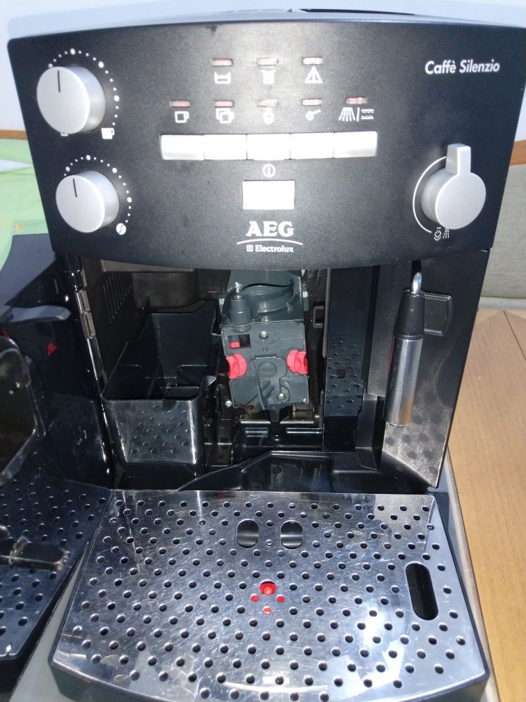Кафе машина AEG Electrolux
