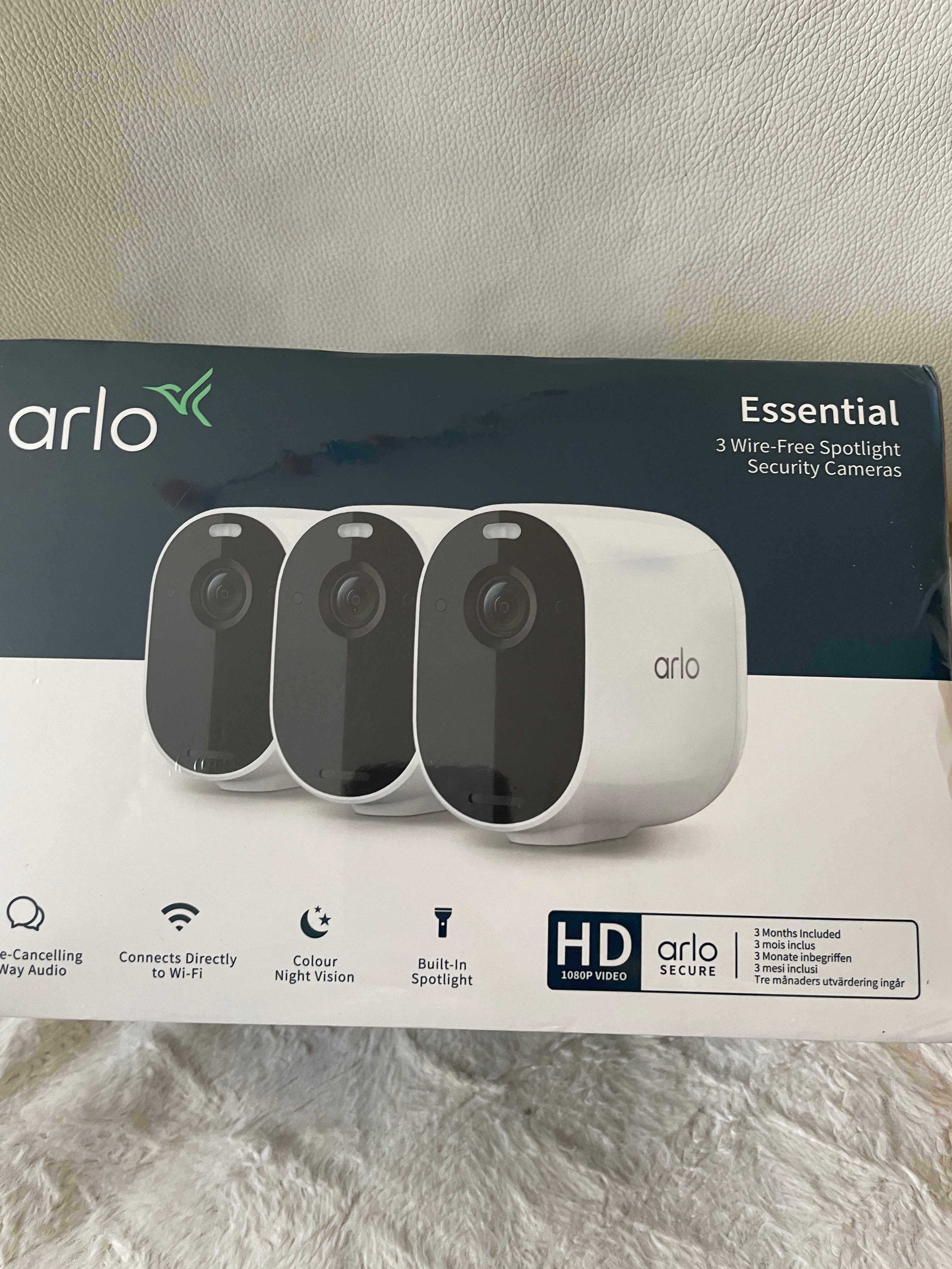 Arlo Essentials 3 Camere video full HD IR wirefree wireless NOUSIGILAT