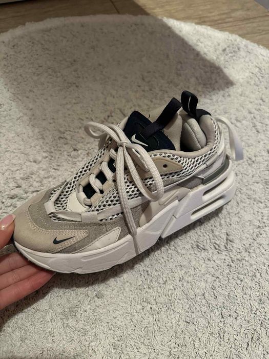 Дамски Маратонки Нике