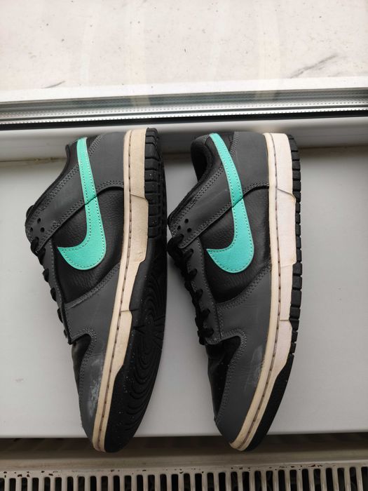 Adidasi Nike Dunk Low, mărimea 40, în stare foarte bună.