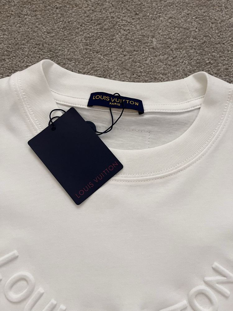 LV мъжка тениска New Season