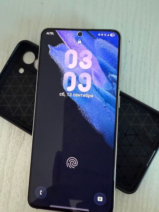 Samsung s21 8/128