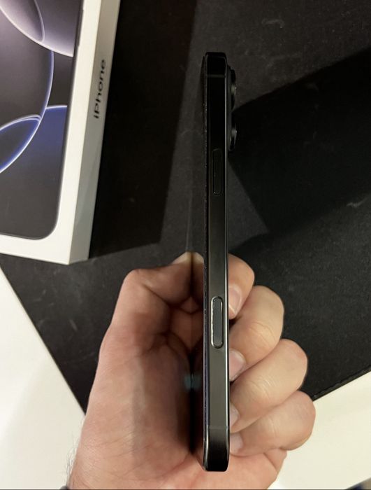 iPhone 16 PRO MAX  99% Bateria  256 GB  Garantie  Accept Schimburi