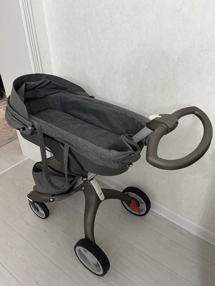 Прогулочная Коляска Stokke