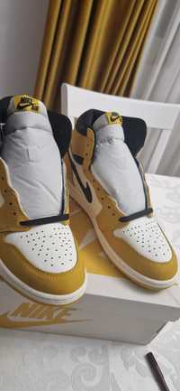 Adidasi Nike Jordan