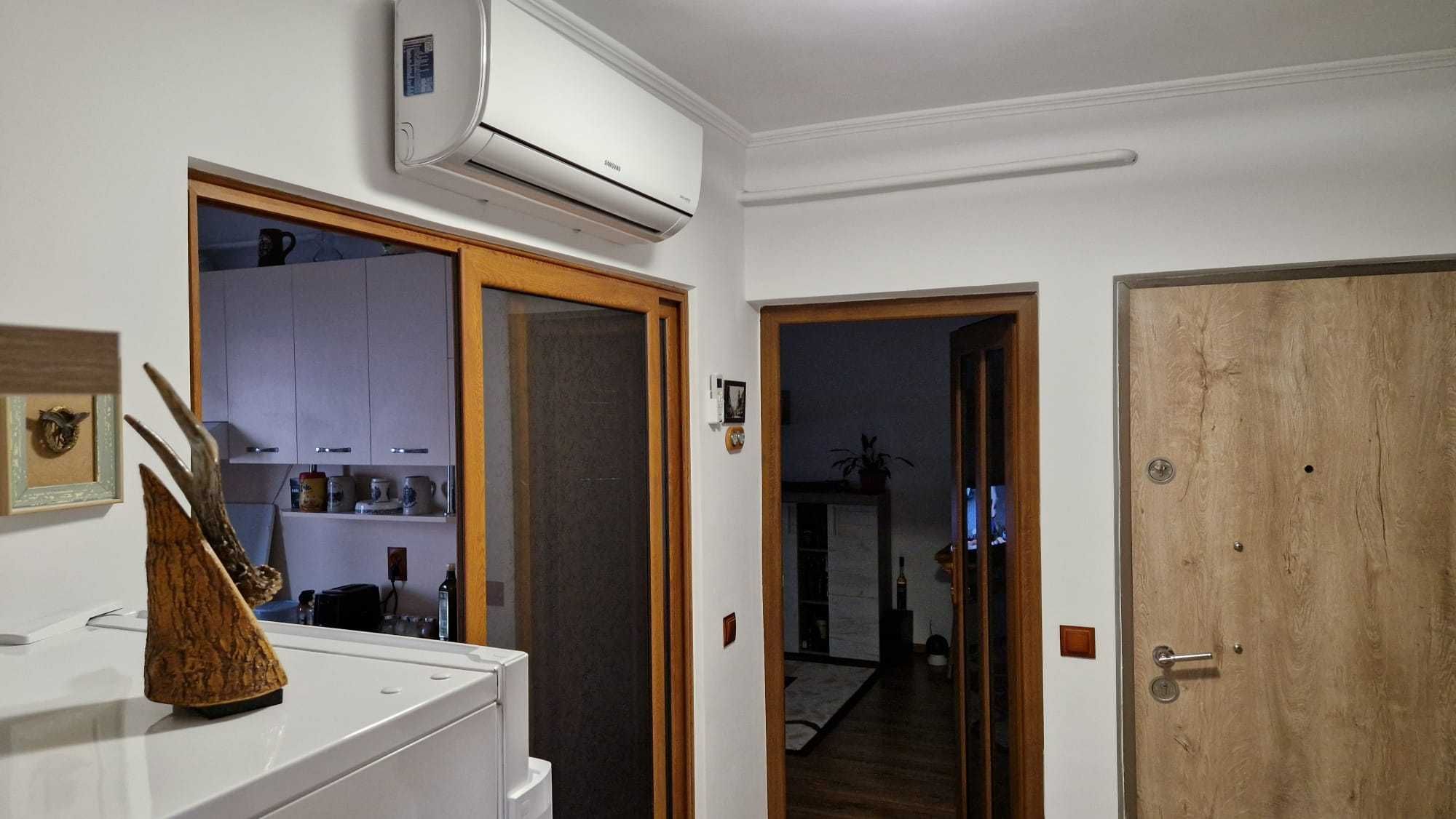 VAND apartament 2 camere C5 - modernizat (sau SCHIMB cu 3 cam.)