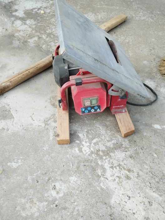 Машинка за плочки