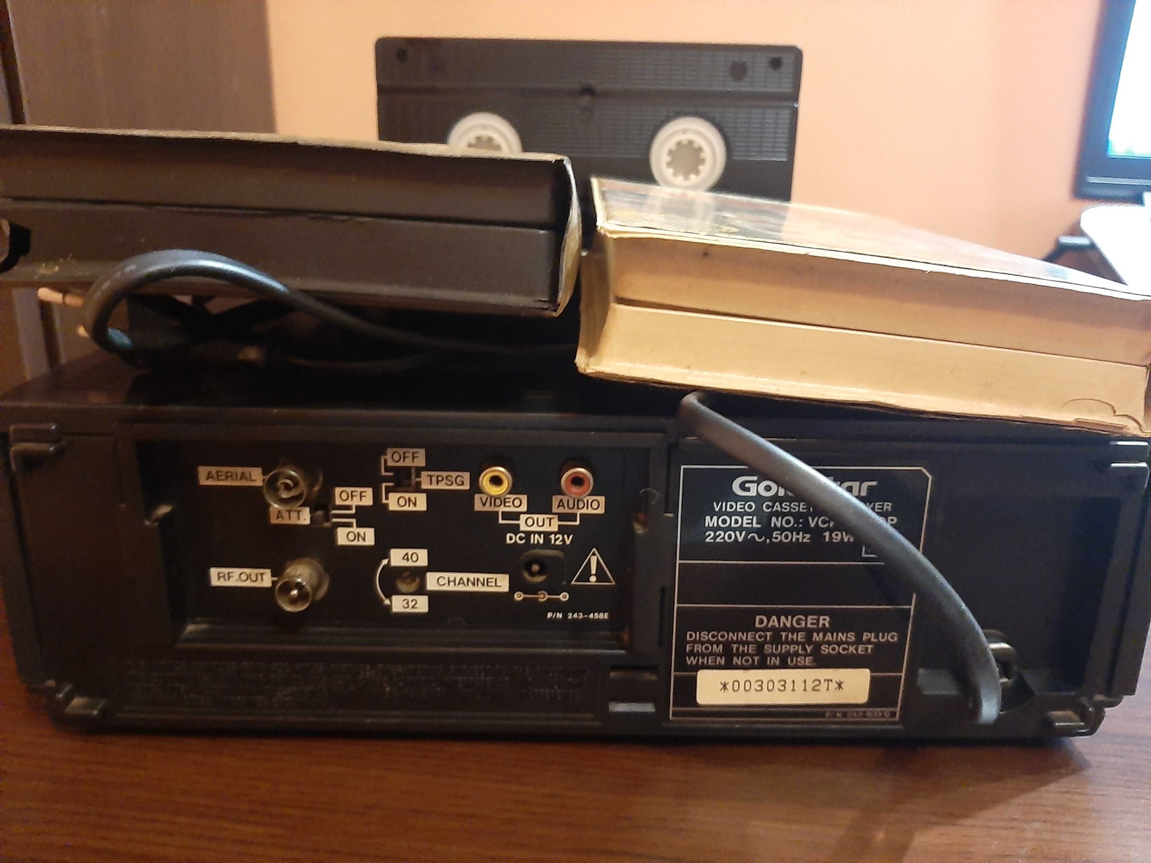Video GOLDSTAR VCP - 4300P + 2 casete originale de colectie
