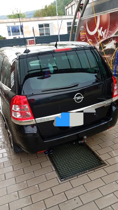 Vând Opel Zanfira