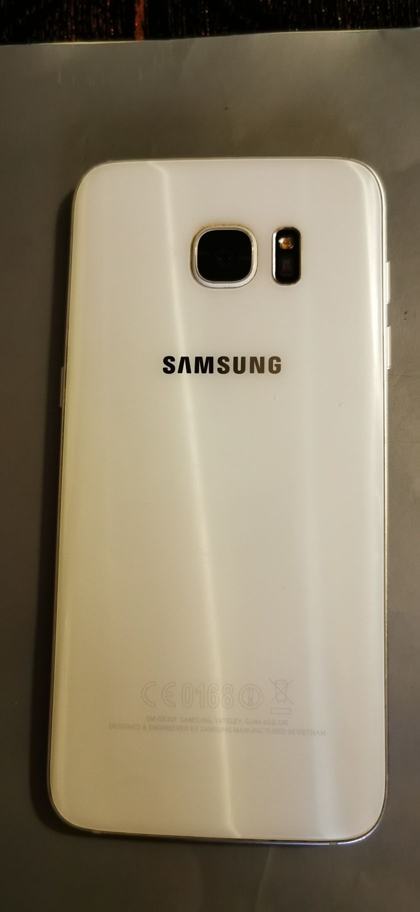 Samsung galaxy S7 Edge White