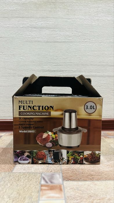 Мульти функциональная кухонная машина