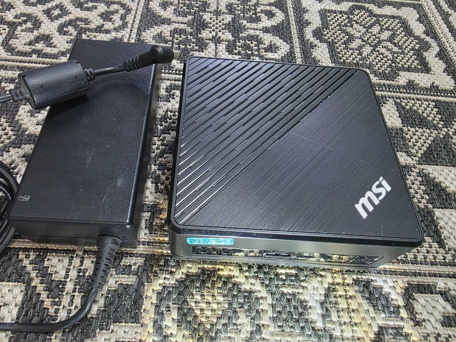 Mini PC / Barebone MSI Cubi B183 - Intel Celeron 5205u - gen 10