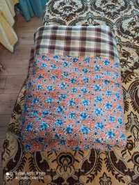 Одеяло ватное 135 на 190 см обшито тканью