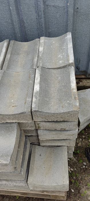 Pavele și rigole noi