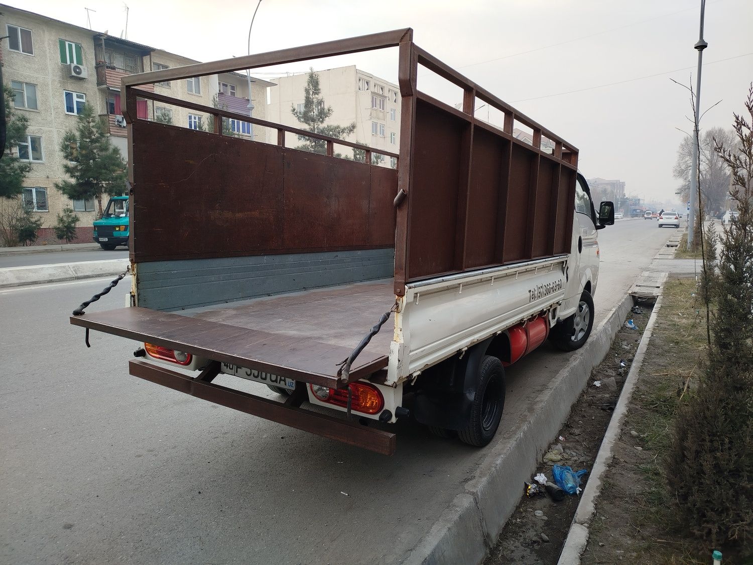 Hyundai Porter сотилади.