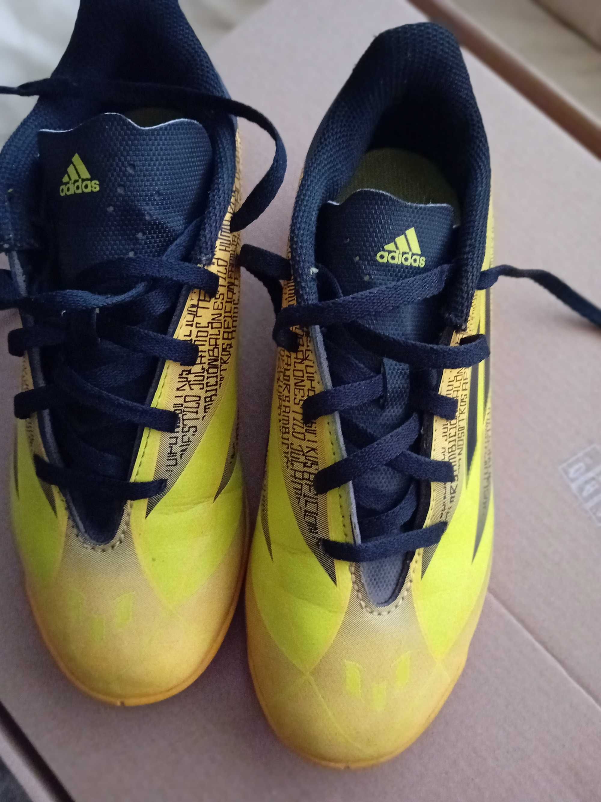 Бутонки Adidas детски н.35