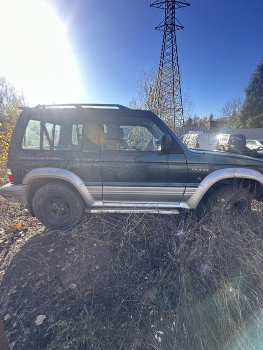 Паджеро 2.5 на части