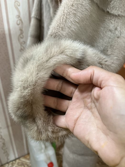 Норковая шуба в сером цвете