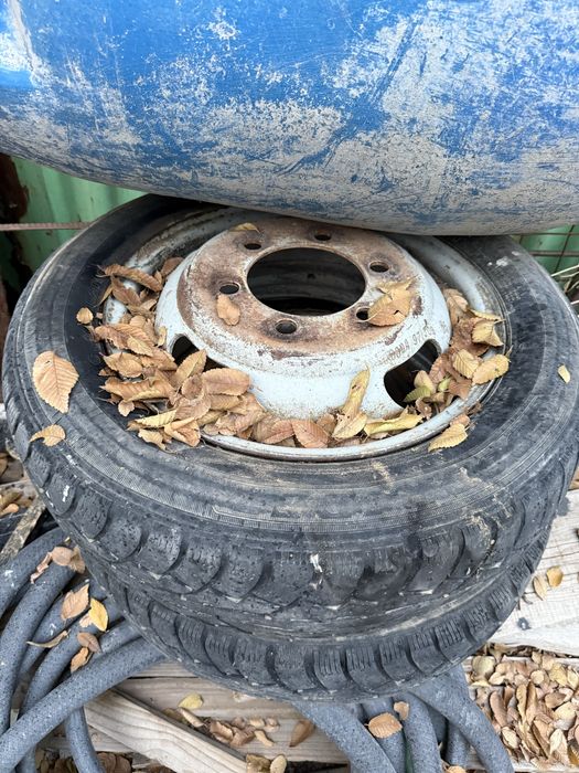 Продам 3 колеса на газель