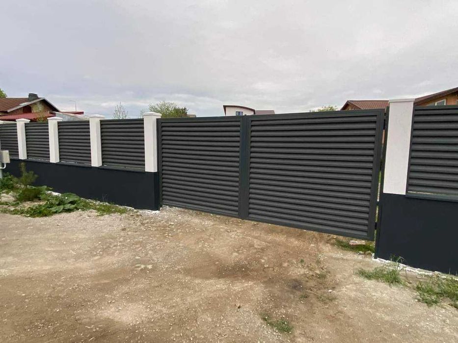 garduri si porti tip jaluzea fer forjat șipcă metalică plasă bordurat