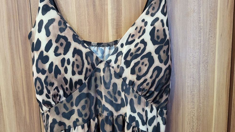 Къса рокля с леопардов принт
